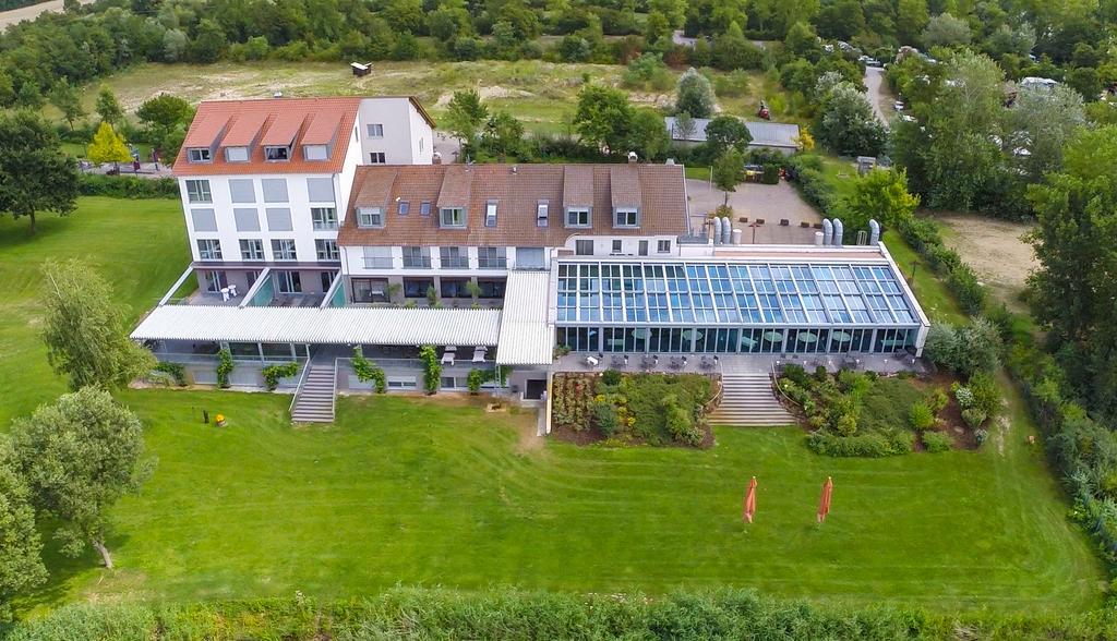 Hotel Darstein Altrip Екстериор снимка