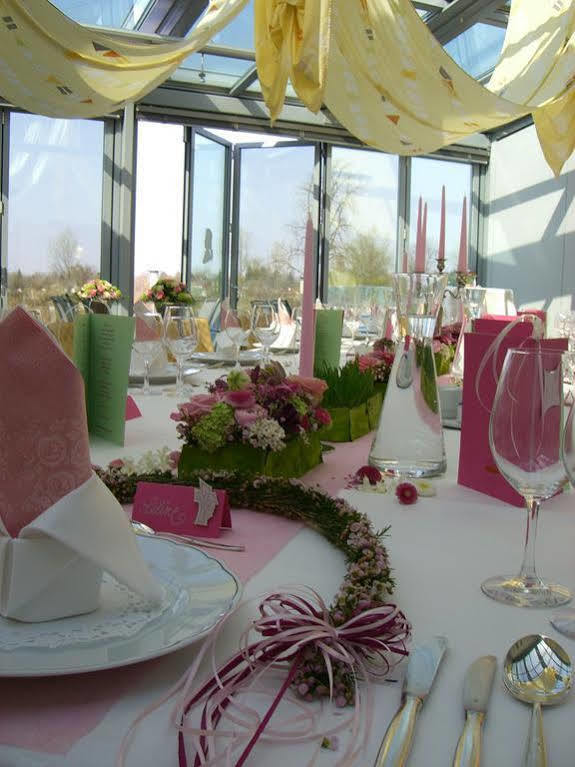 Hotel Darstein Altrip Екстериор снимка