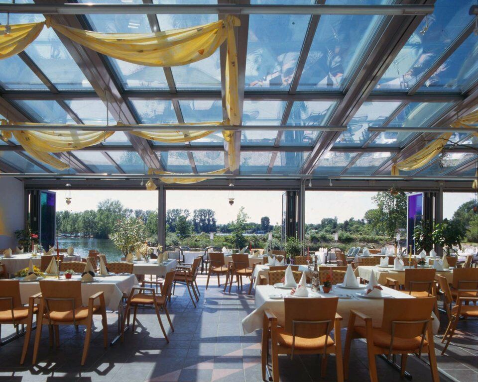 Hotel Darstein Altrip Екстериор снимка